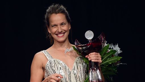 Barbora Strýcová vyhrála anketu Zlatý kanár 2019.