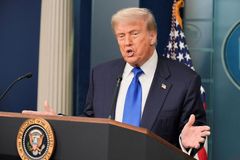 Trump se zastal nenáviděné Kalifornie, zavede stoprocentní cla na zahraniční filmy