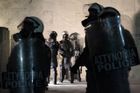 Útok granátem na policejní stanici v Řecku zranil jednoho člověka