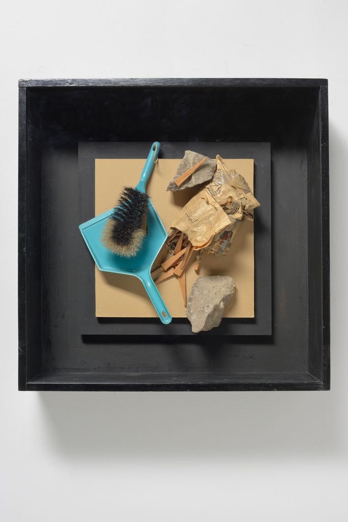 Daniel Spoerri (1930): Untitled, 1979, mixed Media, 57,2 × 52,1 × 11 cm.