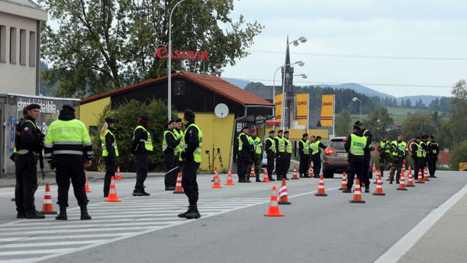 Cvičení zaměřené na zavedení kontrol na hranicích s Rakouskem se v Česku konalo i loni v září, kdy se zapojila také armáda.