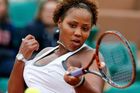 Všechny černošky jsou Serena, hvězdu NHL posílají do buše. Sportovci bojují s rasisty