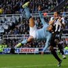 Newcastle United - Manchester City: Jonas Gutierrez a Carlos Tevez