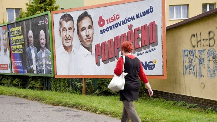 Nejméně transparentní kampaň mají ANO a SPD, nejvíce Piráti, uvádí Transparency