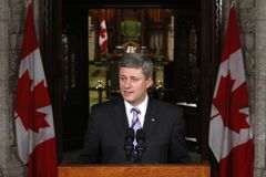 Kanadská vláda stále dýchá, parlament má nucenou pauzu