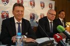 Fotbal si zvolí nového šéfa 12. prosince. Už s novými stanovami, na které dohlédne UEFA