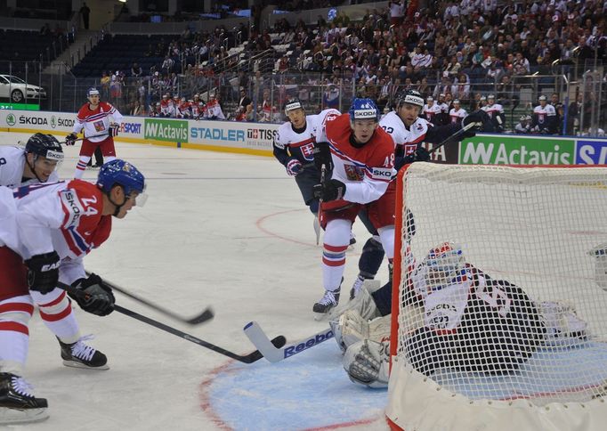 MS 2014, ČR-Slovensko:Jiří Hudler (24) a  Tomáš Hertl - Ján Laco