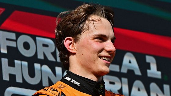 Oscar Piastri z McLarenu slaví triumf ve VC Maďarska F1 2024