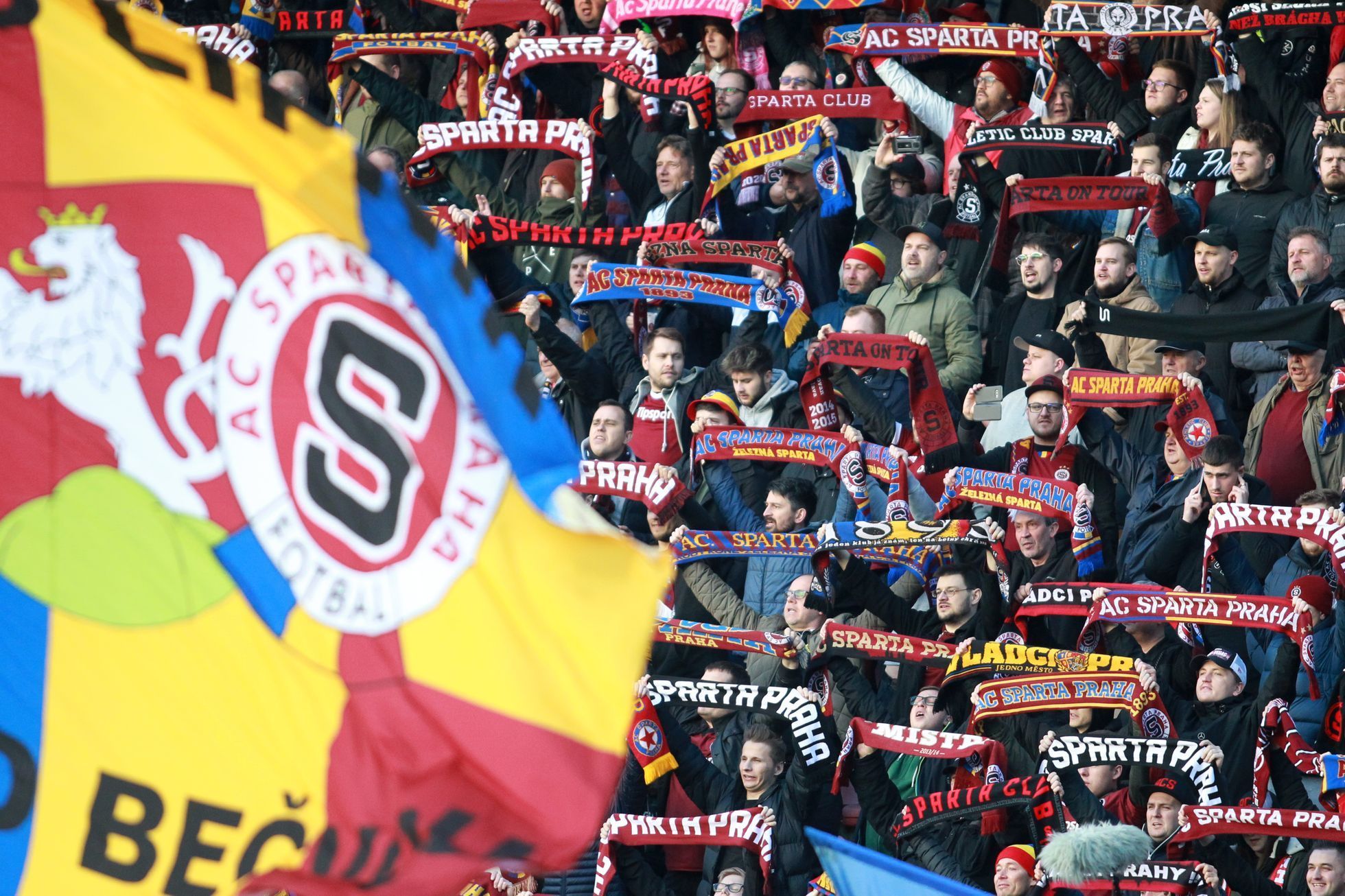 Fanoušci Sparty v derby Sparta - Slavia ve 27. kola Fortuna: Ligy