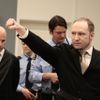 Anders Behring Breivik u soudu