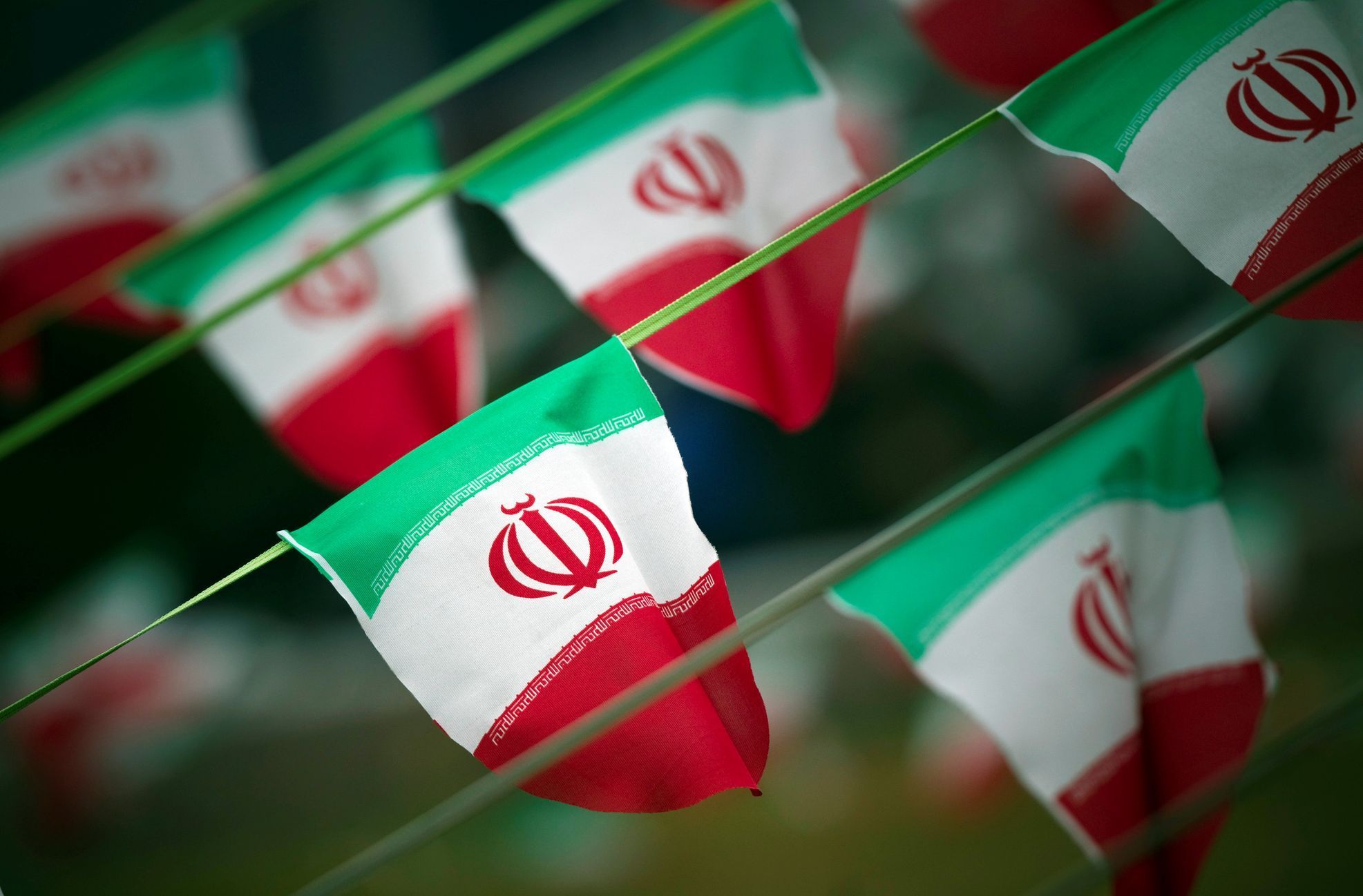 Írán - Teheran - vlajky