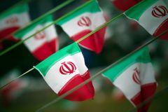 Velvyslanec v Íránu Čumba předčasně skončil kvůli podezření z kupčení s vízy
