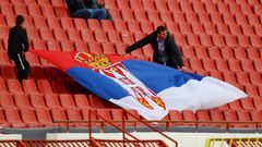 Srbská vlajka v kvalifikaci o Euro 2020