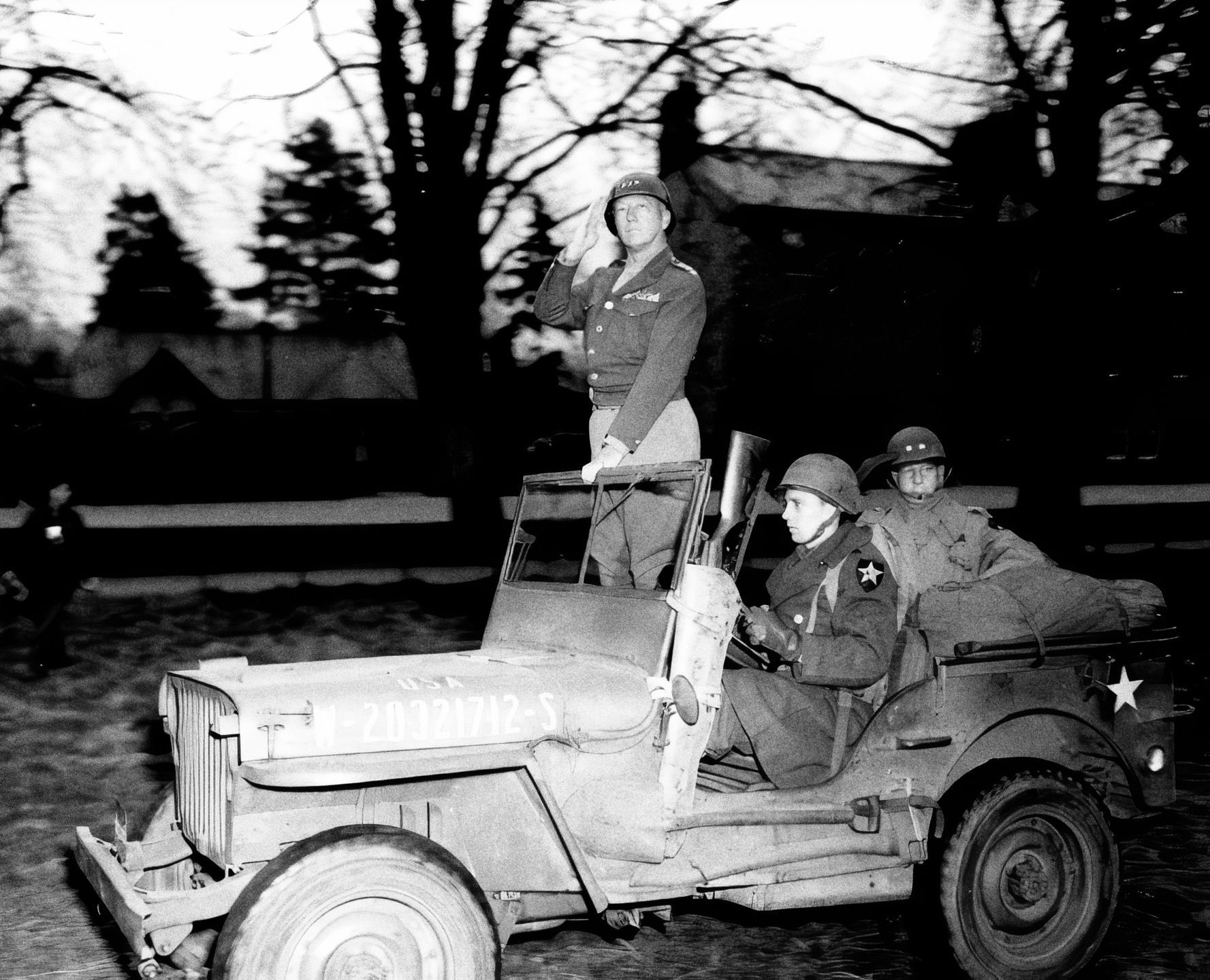 Jednorázové užití / Generál Patton / 1944
