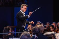 Dirigent Hrůša získal dvě ceny Gramophone, Česká filharmonie je orchestrem roku