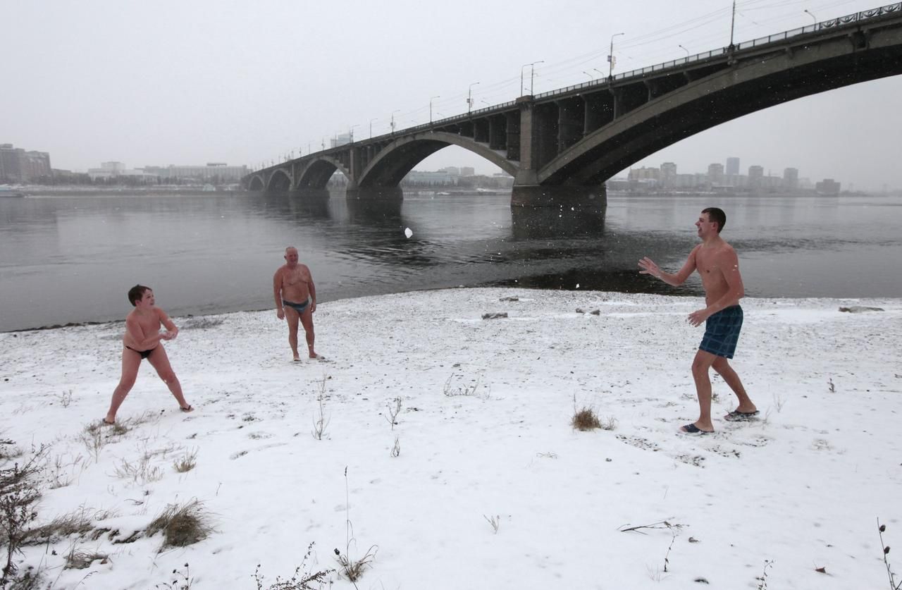 Foto: Příchod zimy aneb podívejte se, jak v zahraničí napadl sníh