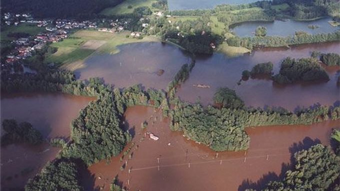 Veselí nad Lužnicí - povodně 2002