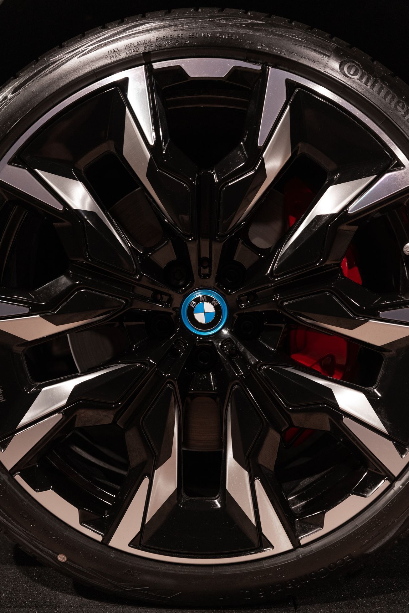 BMW i5 premiéra v pražské Kunsthalle