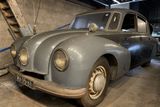 Tatra 87, která je aktuálně na prodej v Nizozemsku, je součástí rozsáhlé sbírky více než 230 automobilů, která je známá jako Palmen Barnfind Collection.