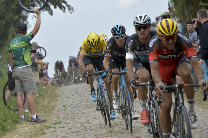 Tour de France 2015 - čtvrtá etapa (Štybar na čele závodu)