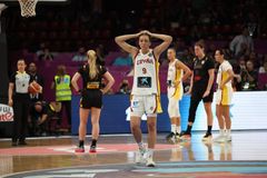 "Raději ten balon sežer." Španělkám vzala titul obrovská chyba, hráčka se zhroutila