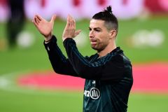 Ronaldo kroužil hodiny nad Turínem a propásl sraz Juventusu, čeká ho karanténa