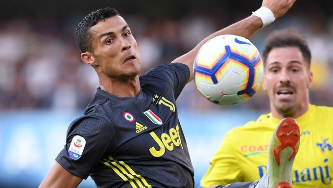 Cristiano Ronaldo v Juventusu Turín.