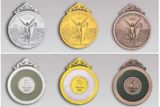 Cenné kovy (zleva stříbrná, zlatá a bronzová medaile), o něž se bude bojovat v roce 2008 na olympiádě v Pekingu.
