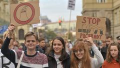 Studenti protestovali proti elektrárně Počerady