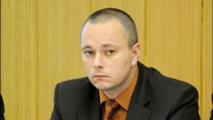 Jaroslava Králíka stíhejte za každou cenu, řekl podle odposlechů svému podřízenému obviněný policista Karel Kadlec (na snímku).