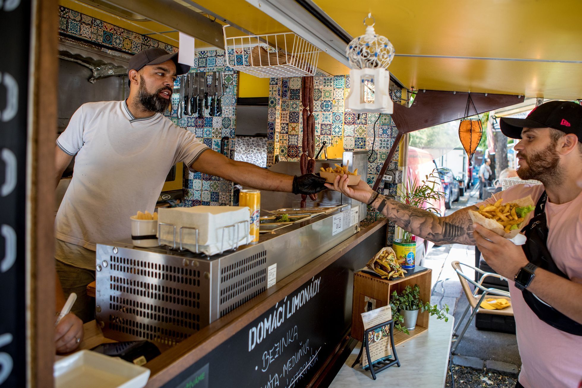 Nabu Sandwich, street food