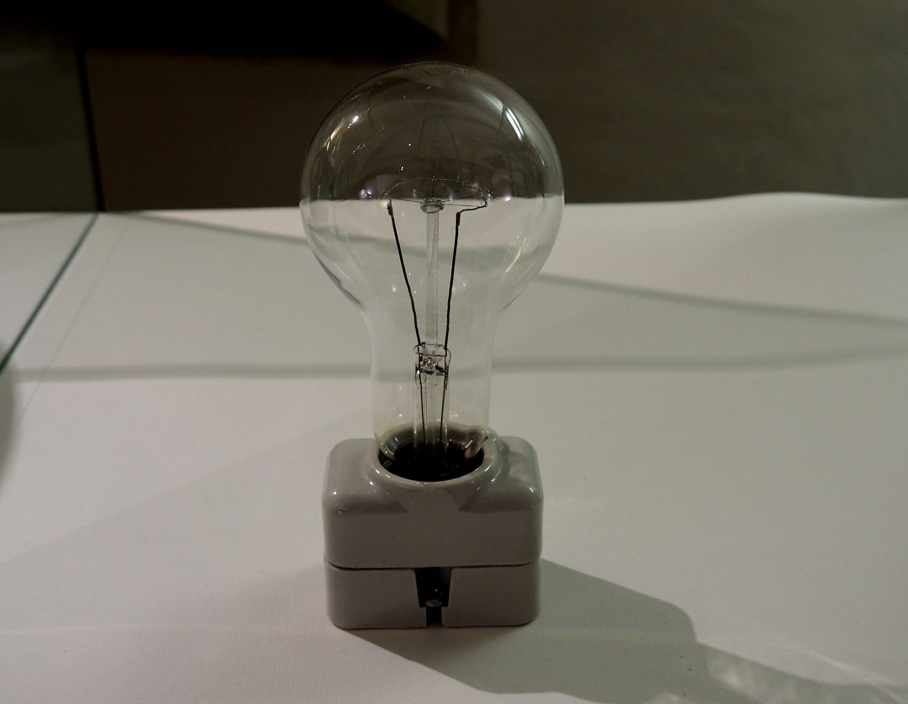 100 let republiky - 100 předmětů - Univerzita Karlova