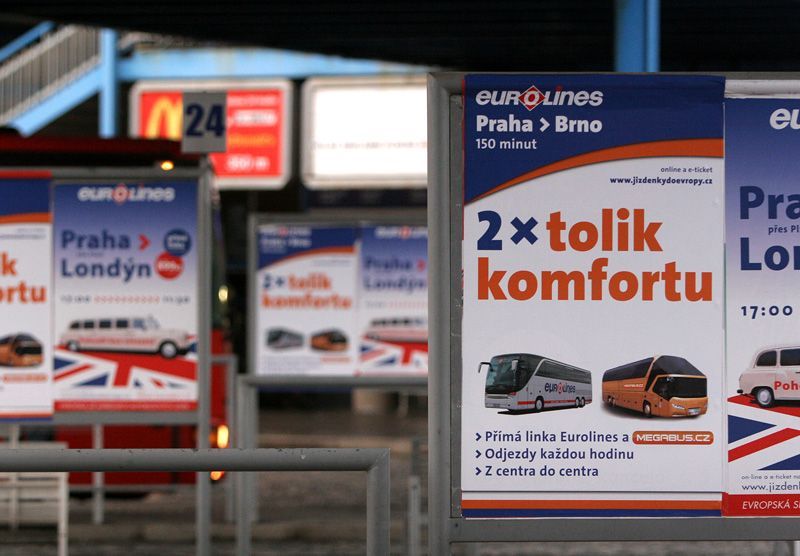 Autobusy na D1 mezi Brnem a Prahou