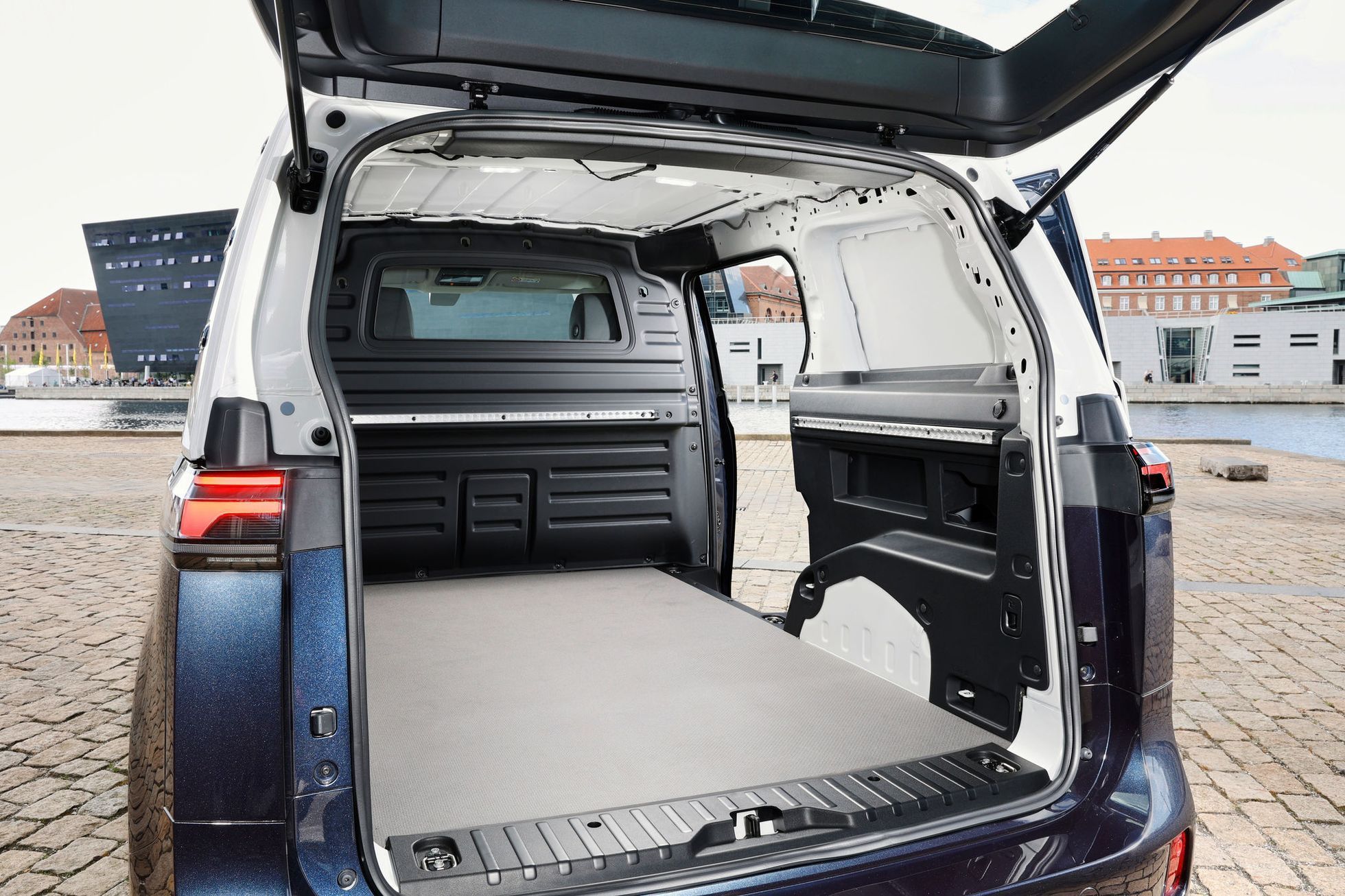 Volkswagen ID.Buzz Cargo jízdy 2022
