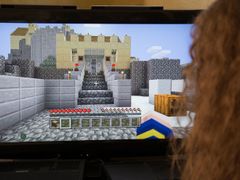Oblíbená počítačová hra Minecraft pomáhá rozvíjet dětskou fantazii.