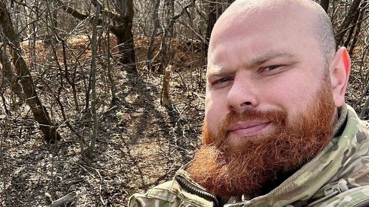 Ukrajinský voják cestou na frontu: Nejhorší je přijít tam, kde leží mrtví kamarádi