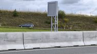 Proměnné značky mohou zobrazovat rychlost 150 km/h nebo 100 km/h. Když neukazují nic, platí obvyklá rychlost 130 km/h.