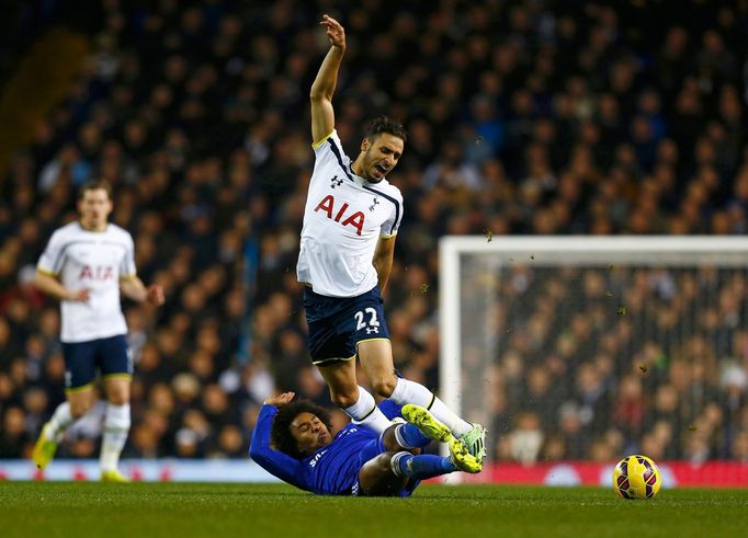 PL, Tottenham - Chelsea: Nacer Chadli - Willian