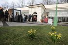 Empírový skleník v Královské zahradě Pražského Hradu se po roce znovu otevřel veřejnosti na výstavě jarních květin zvané Předjaří.