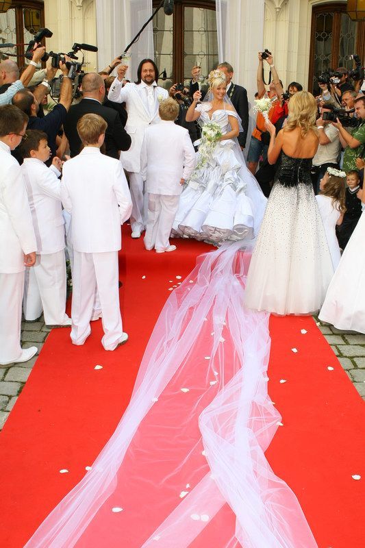 Svatba Ivety Bartošové a Jiřího Pomejeho