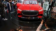 Mercedes-Maybach Ultimate Luxury je koncept superluxusního SUV, které je nápadné tím, že má karoserii sedanu. Víc opulence v jednom autě snad ani nenajdete.