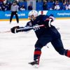 James Wisniewski dává gól na 2:0  v zápase Slovensko - USA na ZOH 2018