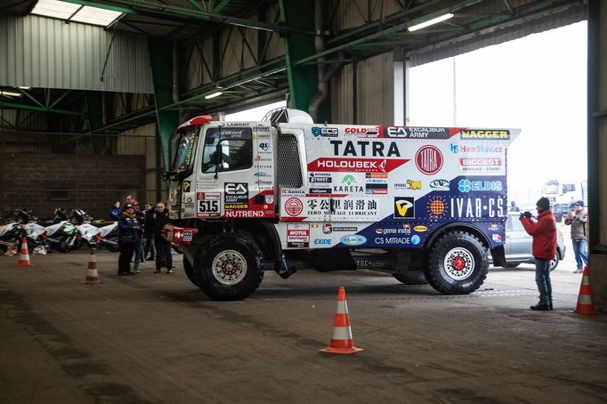 Odjezd Buggyry na Rallye Dakar 2018