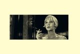 Marie Harnett: Gatsby (Tears), 2012. Soubor deseti rámovaných kreseb tužkou na papíře. 4.45 x 10.7 cm. Harnettová často překresluje filmové záběry z hollywoodských filmů, záběry s tvářemi známých filmových hvězd. Tentokrát si vybrala Velkého Gatsbyho, který bude mít premiéru v příštím roce.