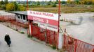 Areál bývalého stadionu fotbalové Slavie Praha na snímku z 18. října roku 2004.