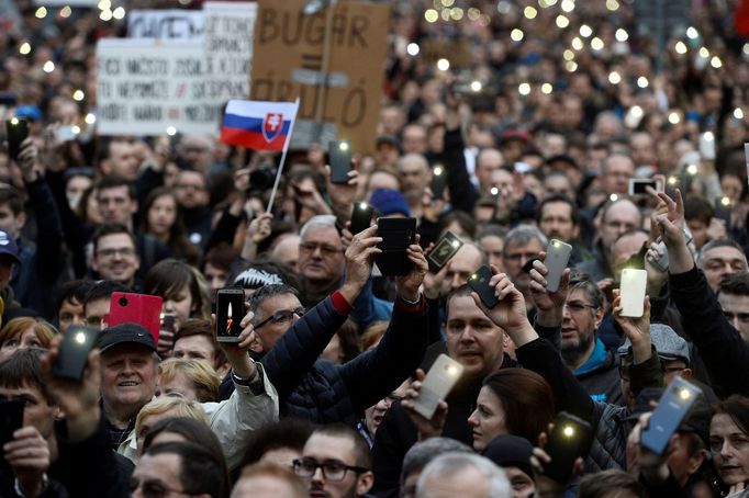 Demonstrace na Slovensku proti stávající politické situaci v zemi - 5. 4. 2018