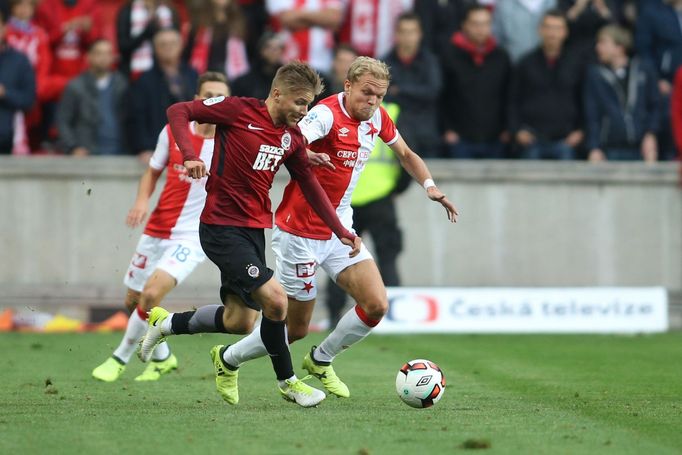 Derby Slavia-Sparta: Mick van Buren - Martin Frýdek ml.