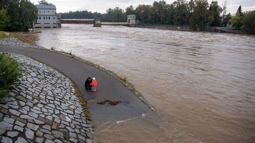 Vltava v úterý ráno v Českých Budějovicích.