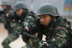 V Asii by měli příště pomáhat vojáci z půlky světa