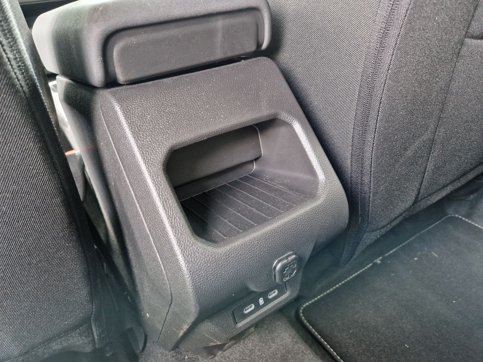 Dacia Duster Hybrid test